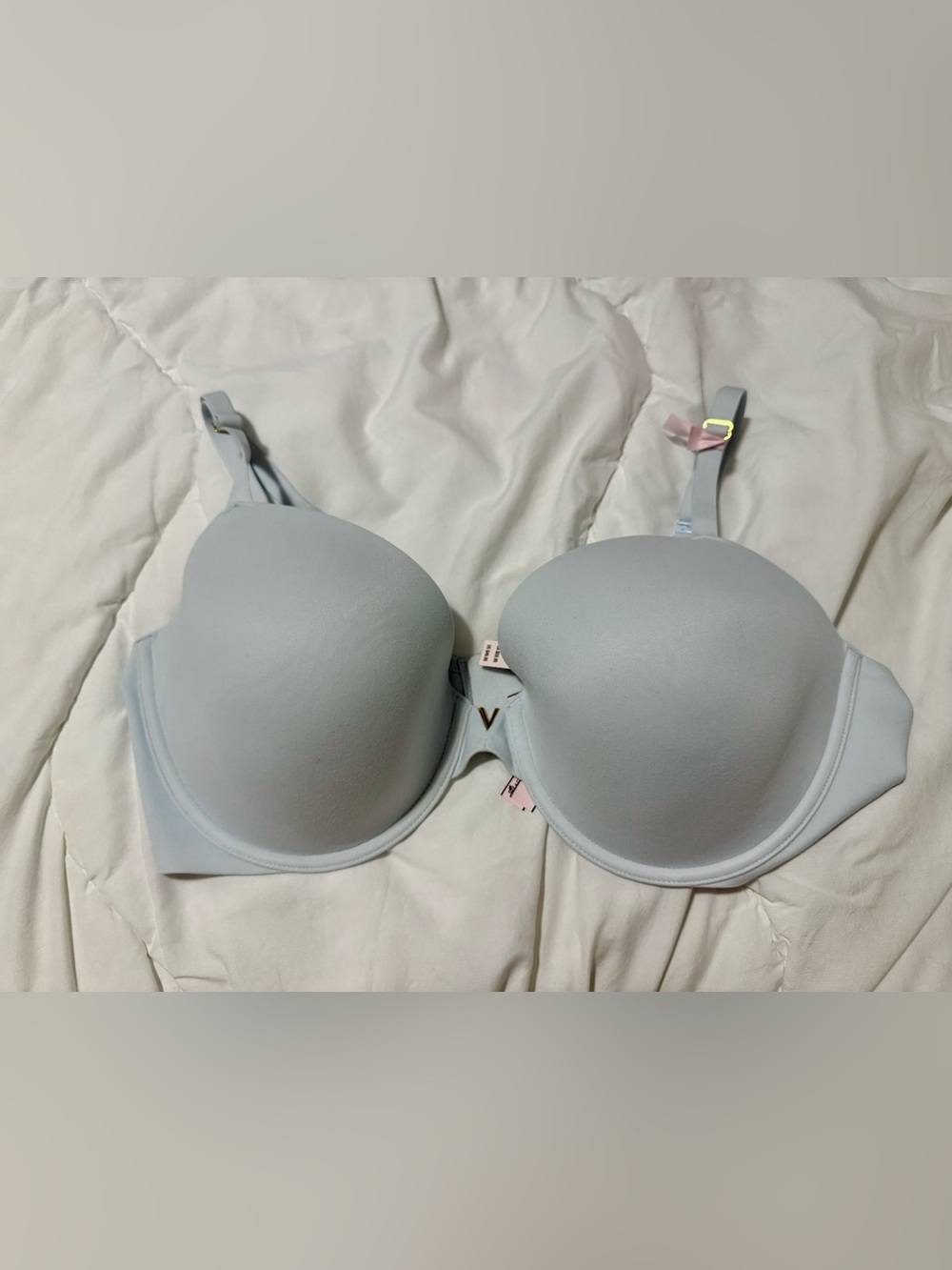 NWT 40D Victoria's Secret Light Blue Molded T-Shirt Bra
